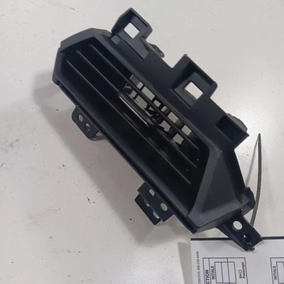 Nissan Altima Dash Air Vent pasajero derecho 2023 2022 2021 2020 2019 Foto 1 de 4