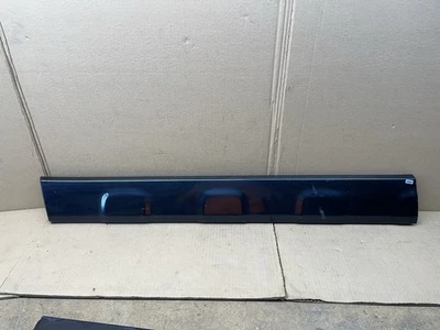 Moldura inferior puerta delantera izquierda Honda CR-V 2007-2011 75332-SWA-003 LH OEM Foto 1 de 4