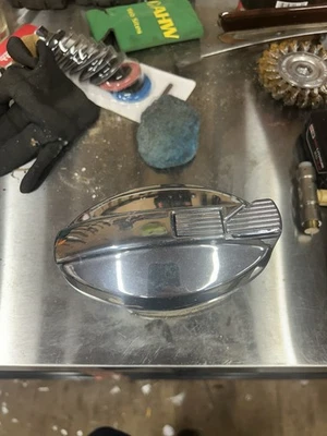 Tapa de llenado de combustible gruesa cromada original Jaguar XJ6 Serie 3 SIN LLAVE OEM Foto 1 de 3