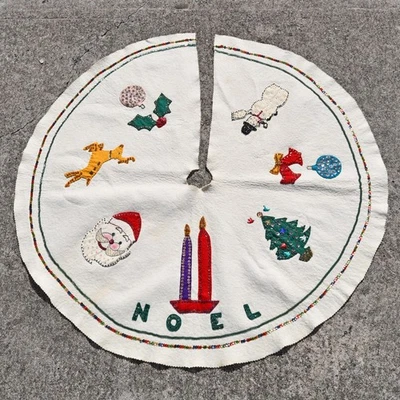 Falda de árbol de Navidad hecha a mano de fieltro y lentejuelas de los años 50 velas de Santa ángel MCM Foto 1 de 4