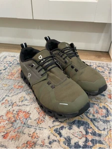 Zapatos para correr impermeables On Running 5 Cloud verdes para mujer 7,5 - Imagen 1 de 10