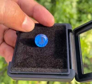 Piedra preciosa suelta redonda certificada Jeremejevita azul natural AAA 7,5 CT+ Namibia - Imagen 1 de 5