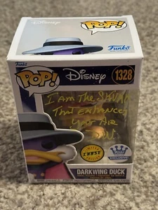 Funko: Darkwing Duck #1328 Chase ~ Jim Cummings Signed & Quote ~ Funko Exclusive - Picture 1 of 7