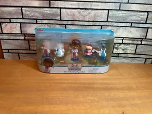 Doc McStuffins Toy Hospital Doc Collectible Figure Set Disney, Lambie Stuffy - Picture 1 of 6