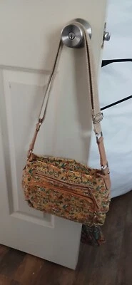 Giani Bernini Monedero 3 Bolsillos Interior Flore  Foto 1 de 4