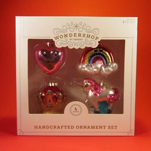 Wondershop Ornamento Vetro Confezione 4 Set Arcobaleno Amore Unicorno Regina LGBT+ NUOVO - Foto 1 di 8