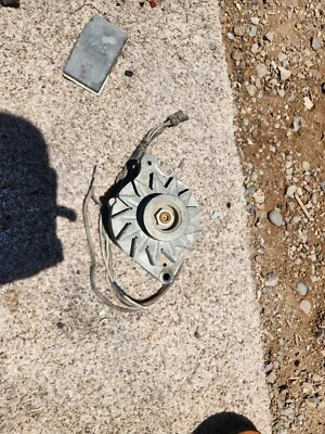 1968 Lincoln Continental Original Alternator 462 Dual Groove - Image 1 of 4