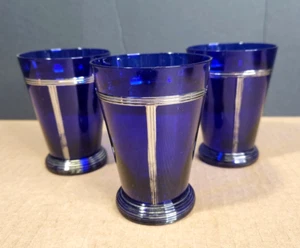 3 vasos de cobalto con adornos de platino 4" - Imagen 1 de 6