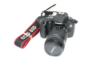 Canon EOS 60D 18 MP Digital SLR Camera With EF-S 18-135mm IS Lens - Picture 1 of 11