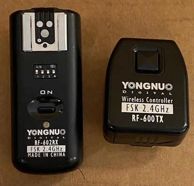 YONGNUO RF-600TX WIRELESS CONTROLLER W/ YONGNUO RF-602RX TRANSMITTER-USED. - Image 1 of 4