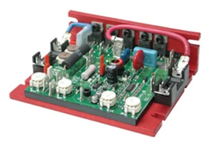 9451, (KBMM-225D) SCR DC Drive 3/4Hp-1.5Hp 8A 115/230VAC Input 90V/180DC Output - Picture 1 of 7