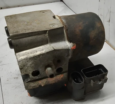 1999-2002 Chevy Silverado 1500 ABS Anti-Lock Brake Pump Assembly OEM - Image 1 of 4