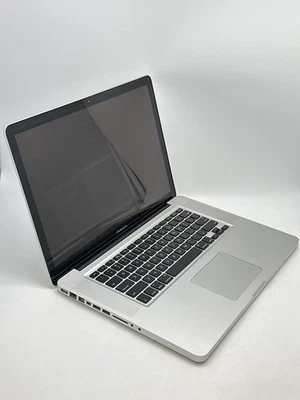 Apple MacBook Pro 15 polegadas A1286 meados de 2010 i5 prata - *SEM SISTEMA OPERACIONAL e bateria ruim* - Imagem 1 de 4