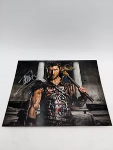 Foto Liam Mcintyre Spartacus attore TV firmata a mano 8x10 autografo - Foto 1 di 5