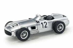GP Replicas - 1:18 Mercedes-Benz W196 Open Wheel 1955 British GP #12 Stirling... - Picture 1 of 4