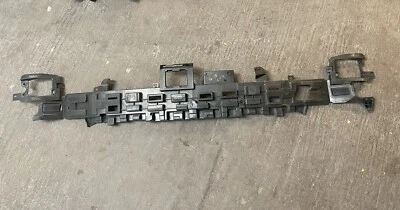 2016 2017 2018 Cadillac CT6 Rear Bumper Absorber Foto 1 de 4