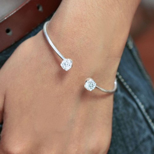 OFF WHITE Bracciale Solitario Diamante Bianco Off Trattato 2 20 Ct Argento 925