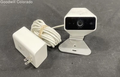 Cámara de seguridad Xfinity XCAM 2 blanca con accesorios Foto 1 de 4