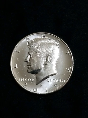 2019 P President Kennedy Half Dollar Fifty Cent Coin Money U.S. Mint Roll Coins Cover