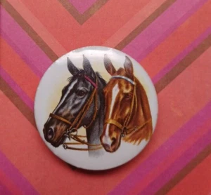 Ceramic Round Picture of a Pair of Horses Fridge Magnet - Picture 1 of 5