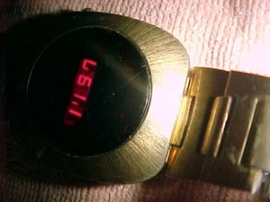1970s retro MERCURY TIME LED Wristwatch - LIGHTS - FRESH BATTERY - Picture 1 of 6