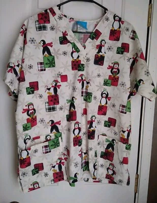 Women's Scrub Top Size Medium Penguins Winter Christmas Theme White Scrub H.Q. - Image 1 of 4