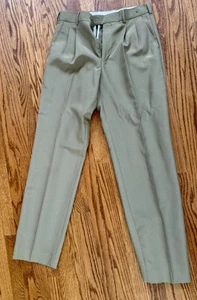 Boys Khaki Pants Size 20 - Picture 1 of 1