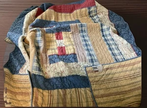 Cremieux Whitney Plaid Patchwork Floral Queen Quilt 1 Sham58909 Gently Used 2016 - Picture 1 of 20
