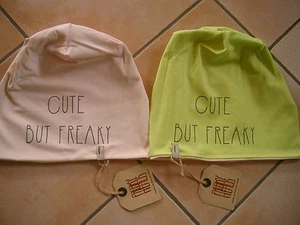 (P48) Gorro giratorio ligero FREAKY HEADS gorro jersey con impresión "Cute But Freaky" - Imagen 1 de 1