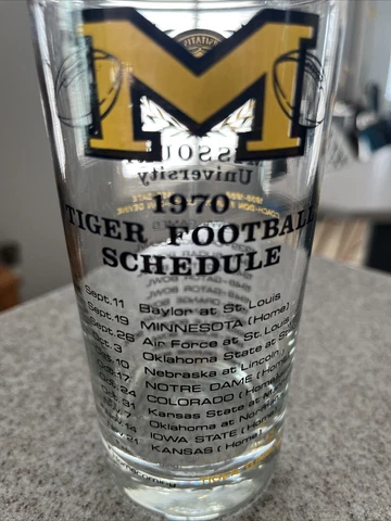 1970 Mizzou Missouri Tigers Football Homecoming Drink Glass Tumbler W/Schedule Cover