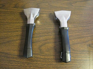 2 CORNING WARE DETACHABLE HANDLES - Picture 1 of 4