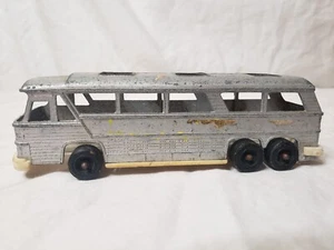 VTG TootsieToy Greyhound Bus Made In The U.S.A  Pre-owned  - Picture 1 of 13