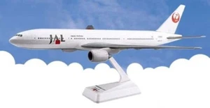 MODELO FLIGHT MINIATURE (LP2111) JAPAN AIR LINES 777 ESCALA 1:200 CON SOPORTE DE PANTALLA - Imagen 1 de 1