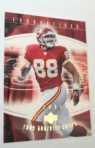 Fondazioni Upper Deck 2004 - #47 Tony Gonzalez Gold 082/100 - Foto 1 di 3