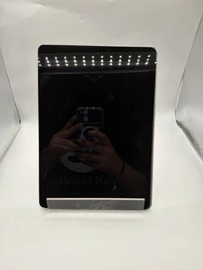 Apple iPad Pro (9.7-inch), 1st Generation A1673 – FOR PARTS / REPAIR – AS IS - Picture 1 of 4