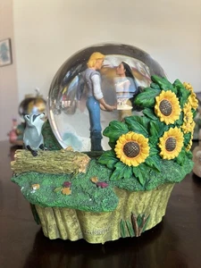 Disney Pocahontas “Colores del Viento” Globo de Nieve Música/Rotación Tienda Disney - Imagen 1 de 12