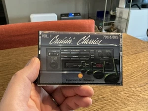 Cruisin' Classics Vol. II 70's & 80's Cassette Shell Label - Foto 1 di 11