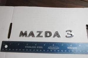 Factory 2023-2025 Mazda 3 Emblem Buchstaben Kostenloser Versand - Bild 1 von 4
