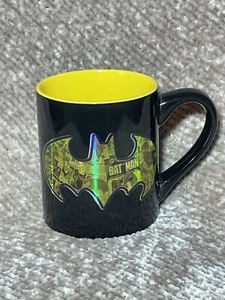 DC Comics Batman Hologramm Kaffeebecher Fledermaus Signal Schwarz Gelb Tasse - Bild 1 von 3