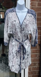 VESTIDO ROSIE PARA AUTÓGRAFO BEIGE MEZCLA ESTAMPADO FLORAL - Imagen 1 de 6