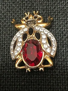Swarovski Gold Tone Cut Crystal/Red BEE Brooch 1.5x1" Swan signature. - Picture 1 of 8