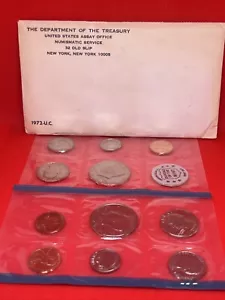 1972 U.S. Mint Set ✨11 Coins ✨P & D ~ Uncirculated Government Packaging OGP - Picture 1 of 6