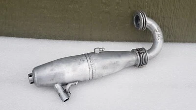 LOSI OFNA KYOSHO MUGEN SERPENT ASSOCIATED TRAXXAS HPI NOVAROSSI TUNED PIPE 2096 - Image 1 of 4