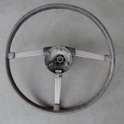 MG 1950? TD TF? VOLANTE 17" TRI-RADIOS TIPO BANJO ORIGINAL BONITO NÚCLEO Foto 1 de 4