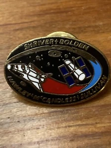 Vtg NASA Pin Shriver Bolden+Hawley+McCandless+Sullivan US Space Program STS-31 - Picture 1 of 5