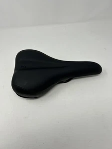 Sillín de repuesto Peloton VELO genuino OEM asiento de bicicleta de ejercicio sillín negro - Imagen 1 de 7