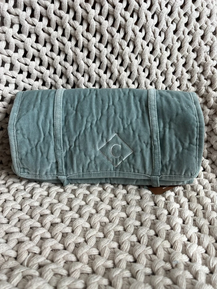 Pottery Barn Косметическая Свернутая Сумка Синий Бархат Выстеганные Ювелирные Изделия с Монограммой "C" - Изображение 1 из 1