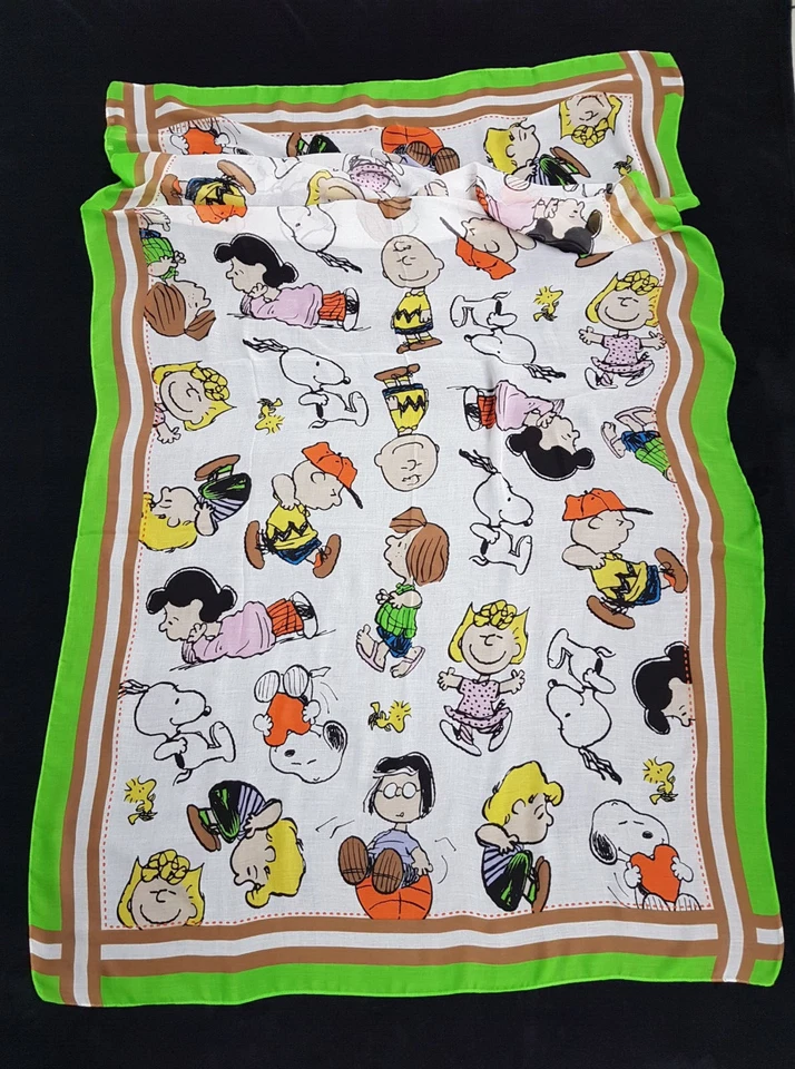 Codello Peanuts Snoopy Charlie Brown Lucy Halstuch Schal 100x180cm NEU NEW Stola - Bild 1 von 1