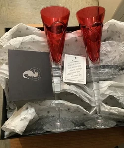 Paar Waterford purpurrot rubinrot Sektflöten 11 mit geschliffenem Herz Liebe Romantik - Bild 1 von 13