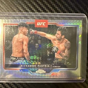 2025 Topps Chrome UFC - Alexandre Pantoja #188 Refractor - Picture 1 of 6